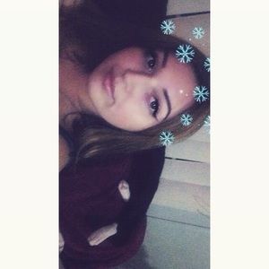 Meet your Posher, Raeanna